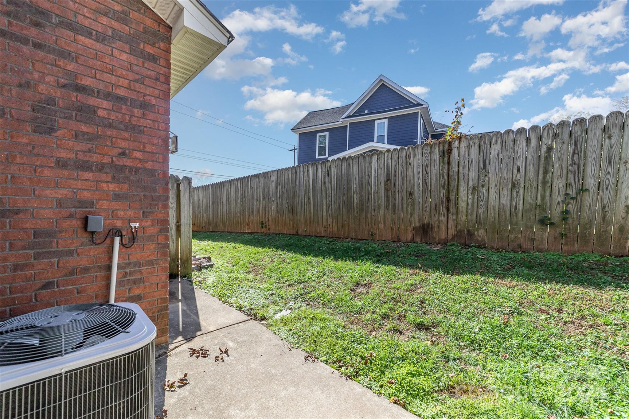 Oakland Villas - Residential