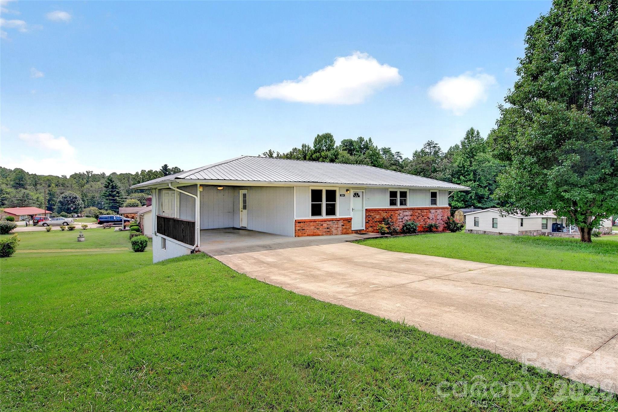 224 Cherokee Way