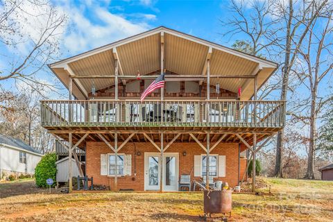 490 Riverwood Drive Lexington NC 27292