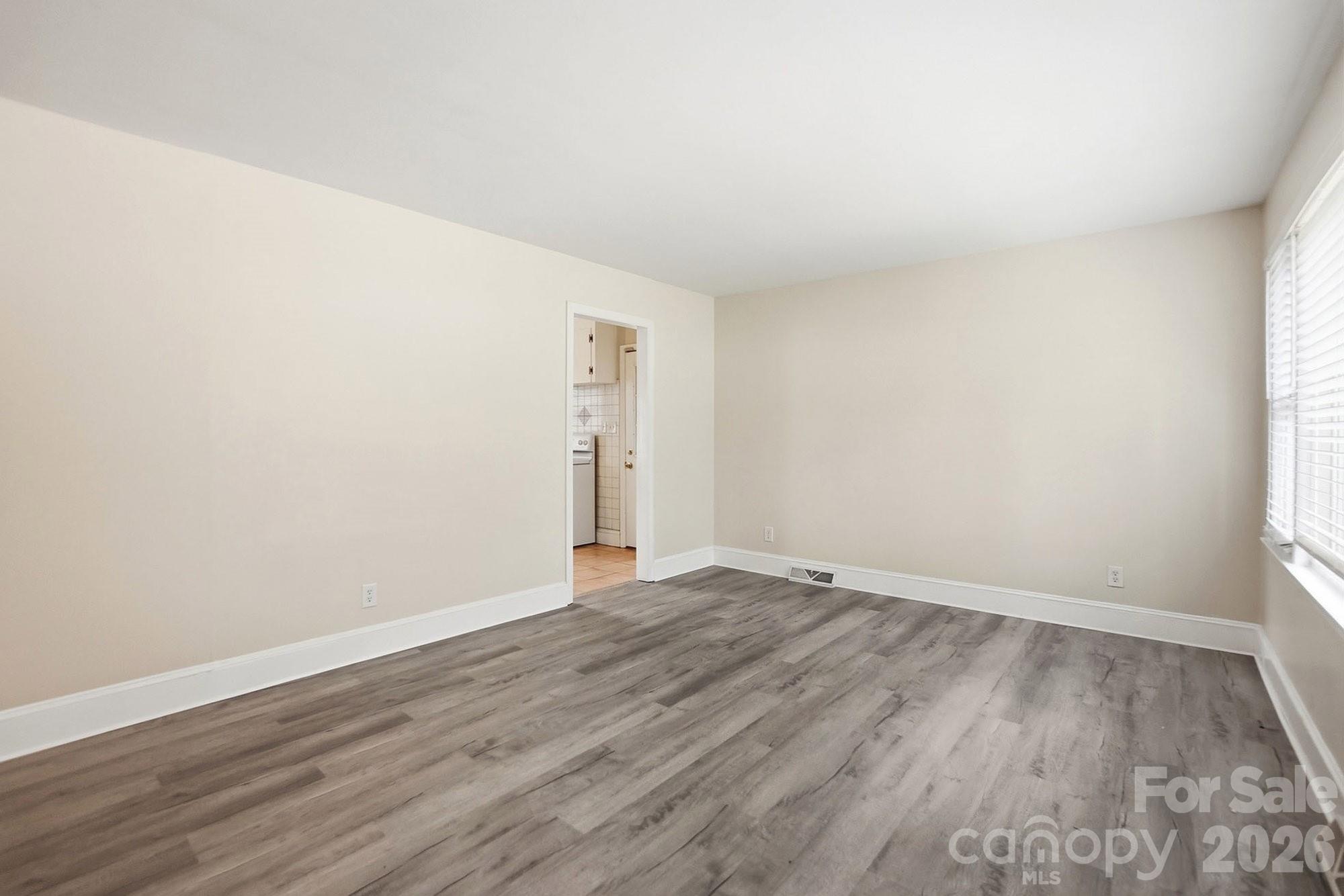 2032 Eastway Drive