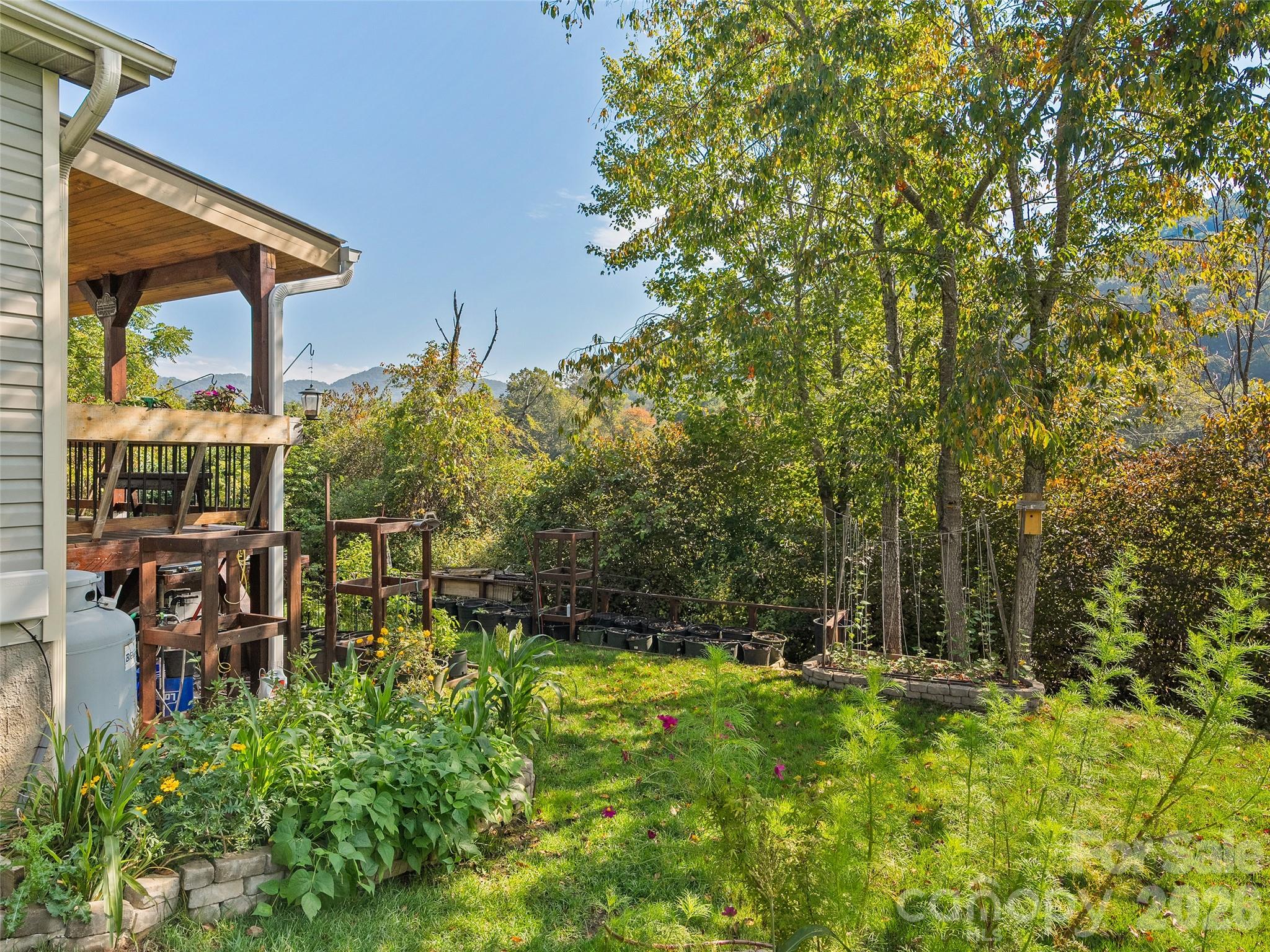 The Meadows at Campbell Mountain - Residential