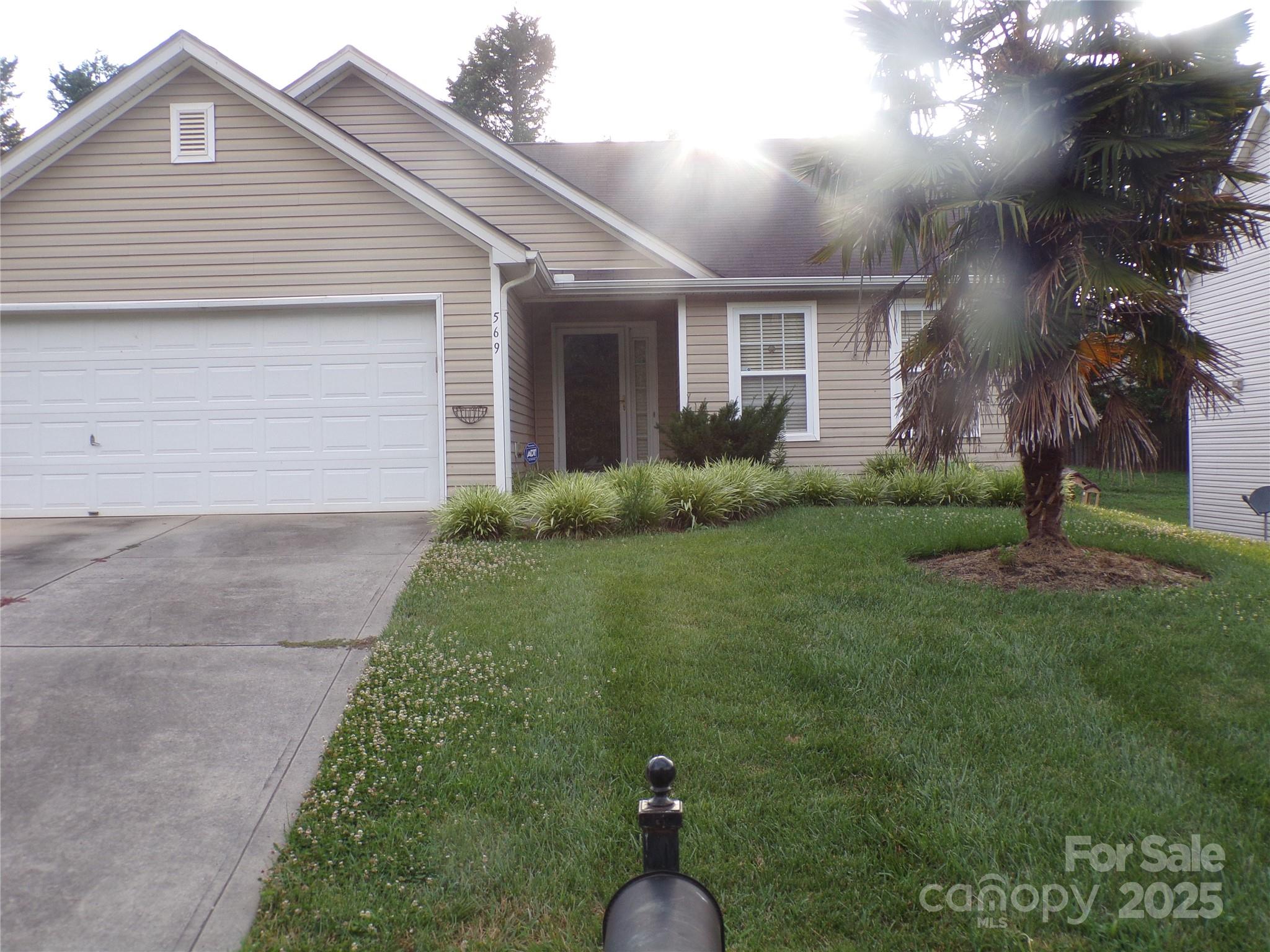 569 River View Drive