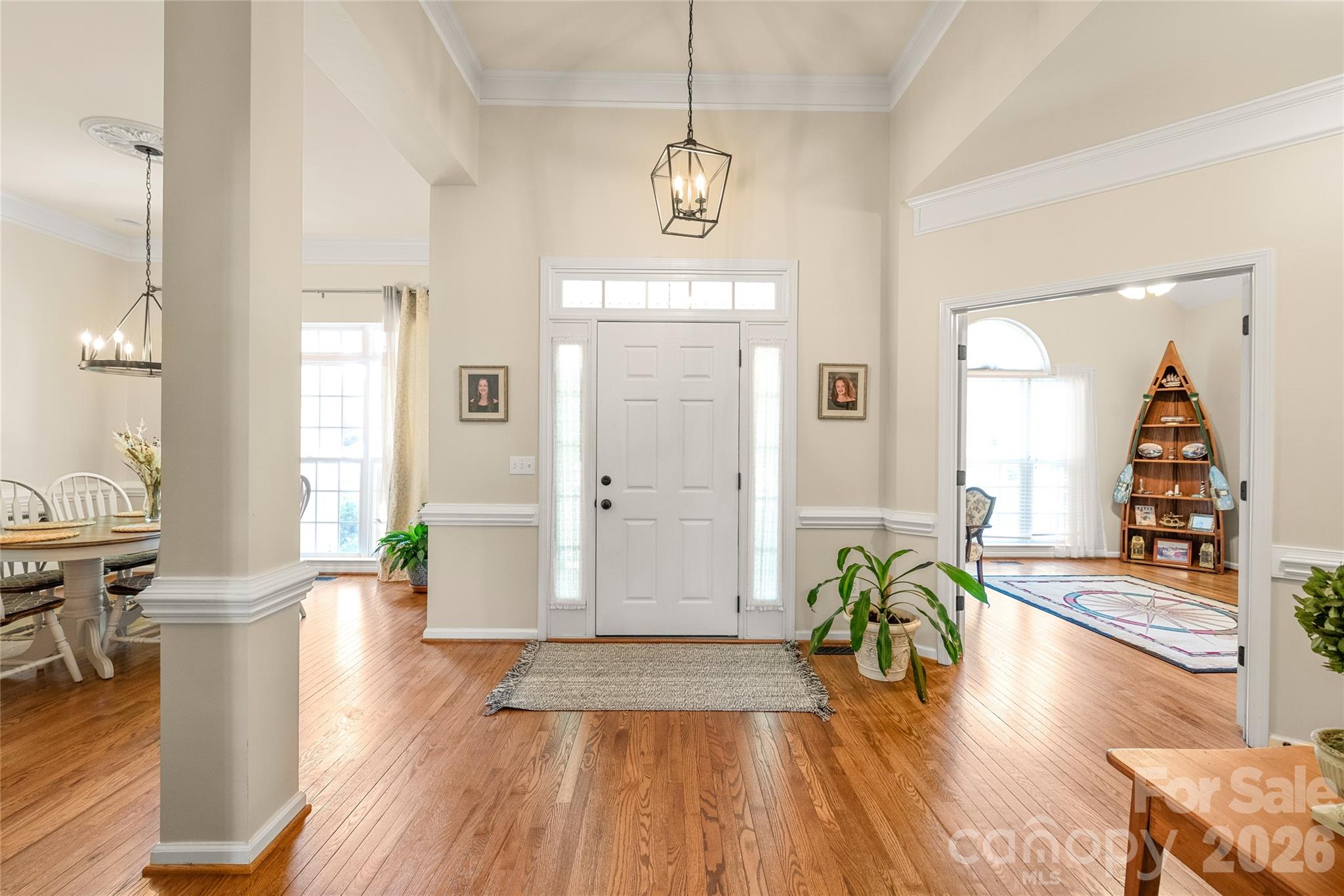 11811 Crossroads Place