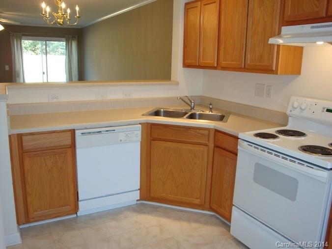 Hunter Downes - Residential Lease