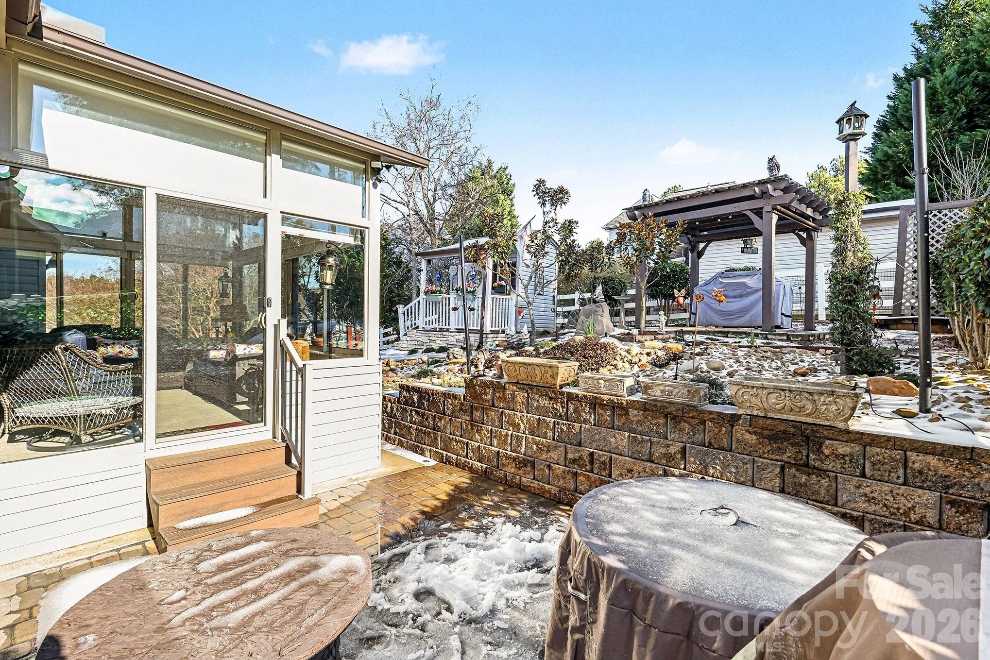 Seven Oaks - Residential