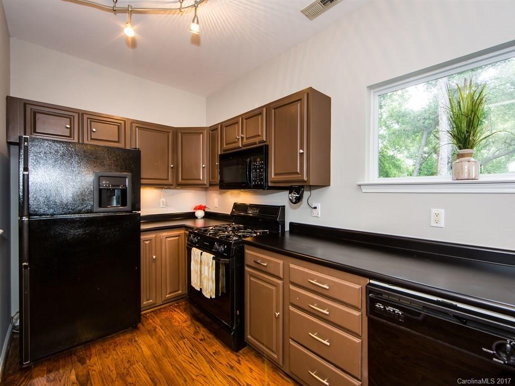 Elizabeth - Residential