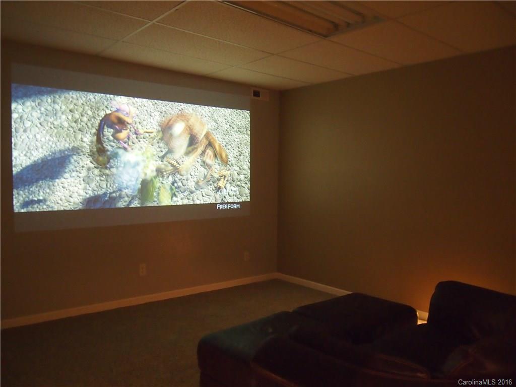 Lake Shore - Residential