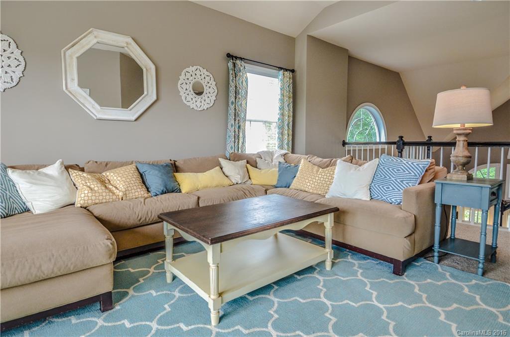 Lake Shore - Residential