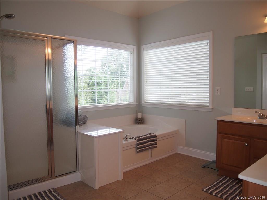 Lake Shore - Residential