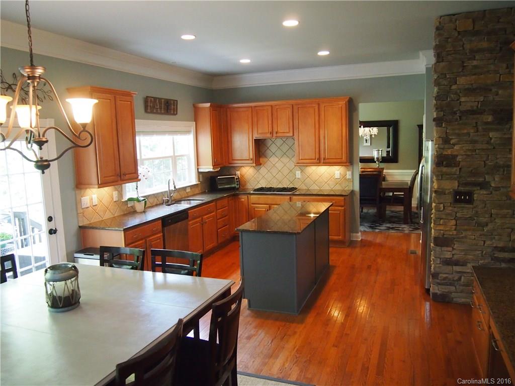 Lake Shore - Residential