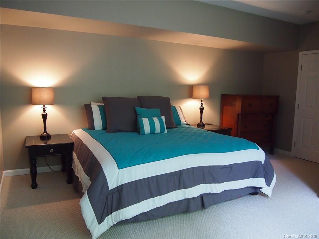 Lake Shore - Residential