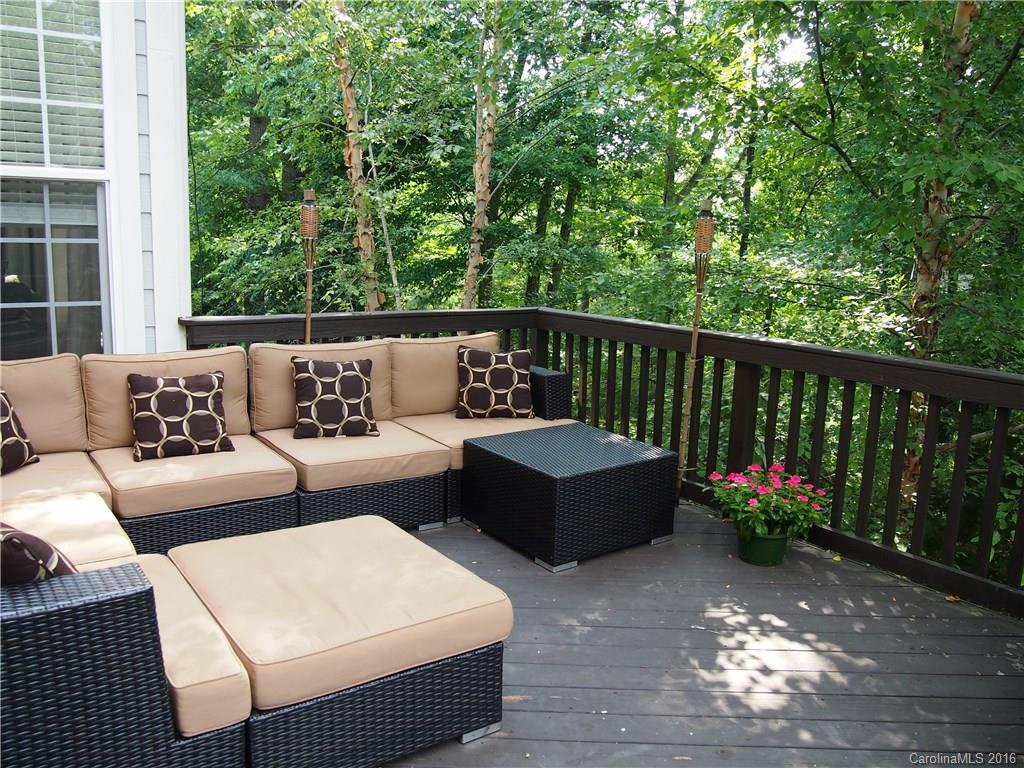 Lake Shore - Residential