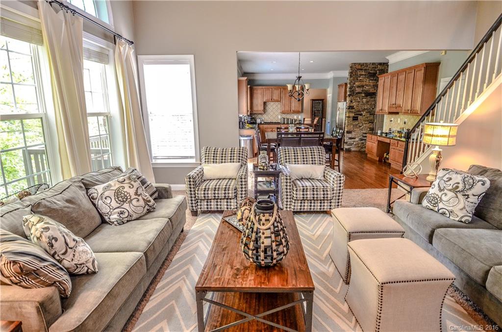 Lake Shore - Residential