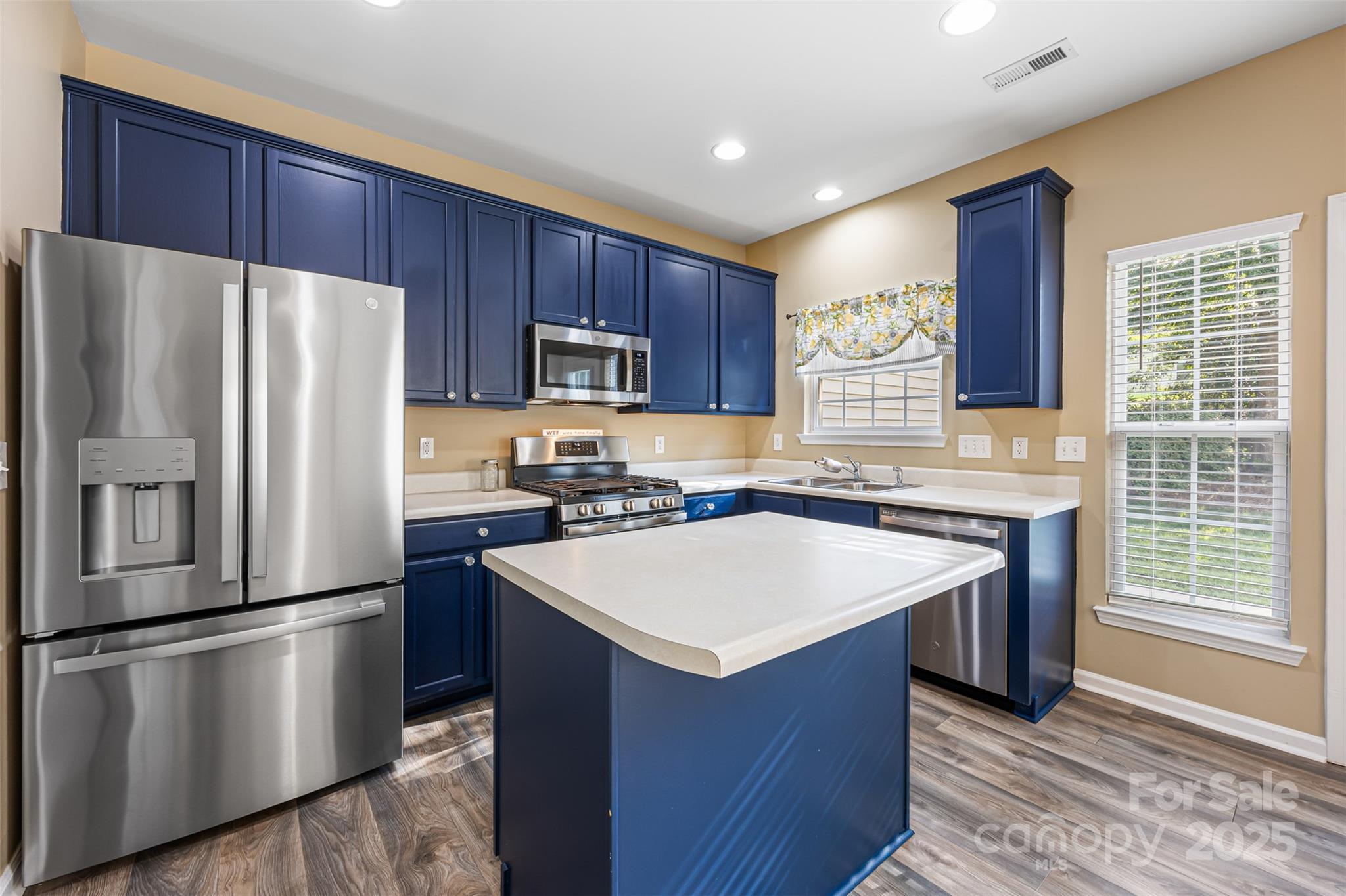 Autumn Cove At Lake Wylie - Residential