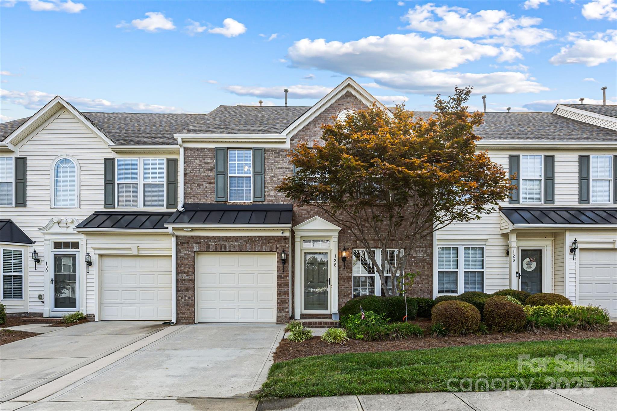 Autumn Cove At Lake Wylie - Residential