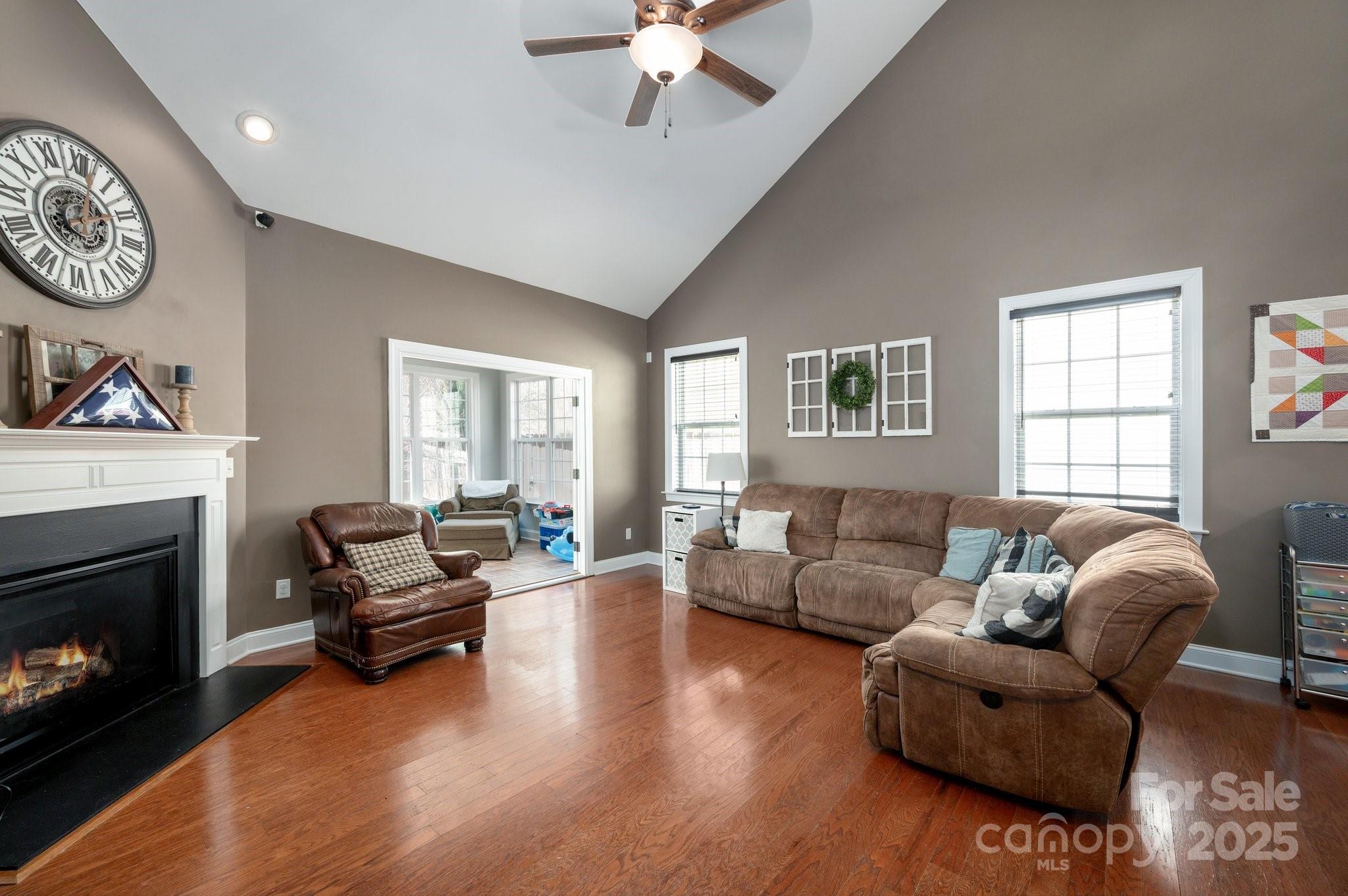 11 Dansford Lane