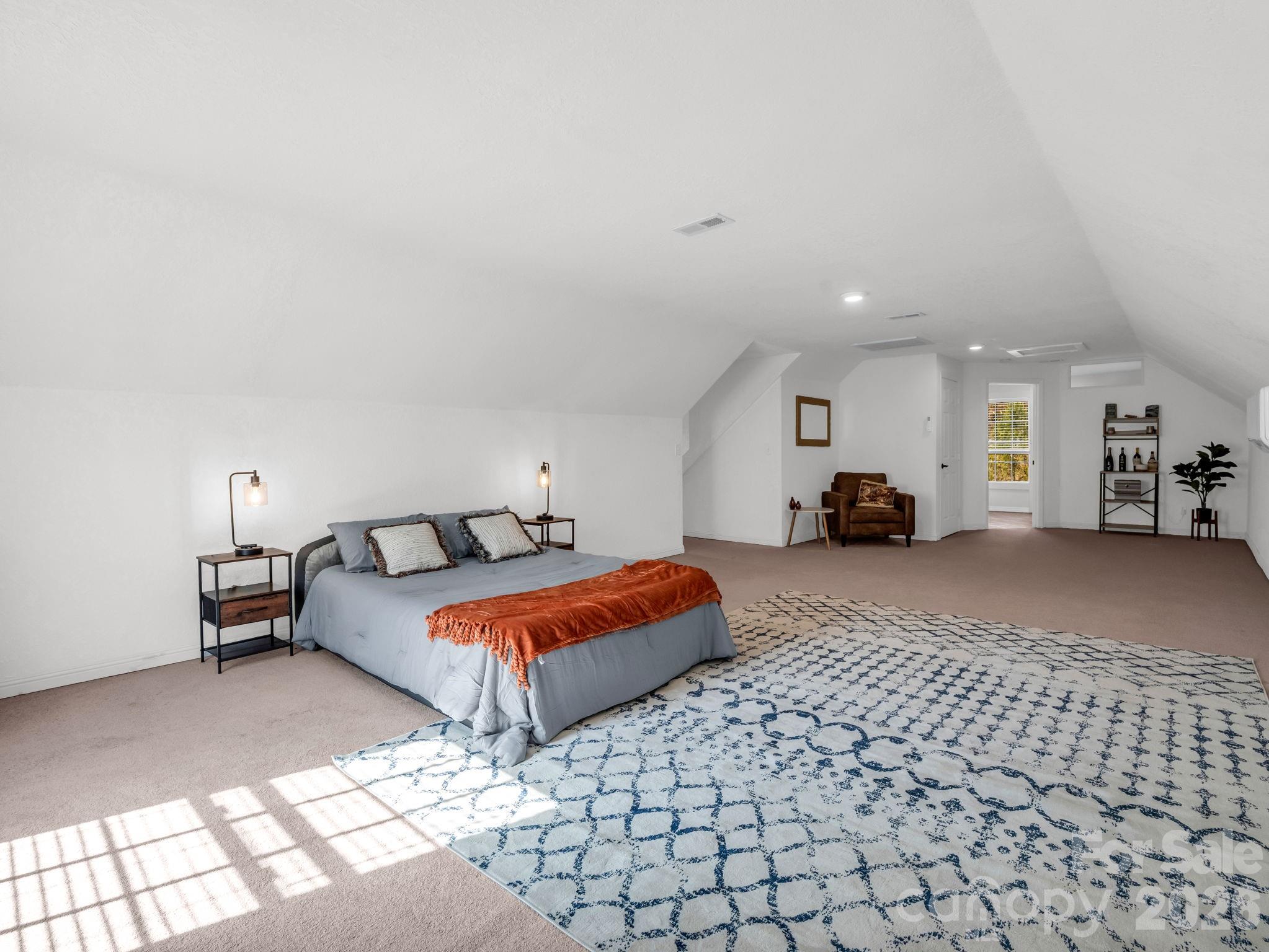 Lynnbrook - Residential