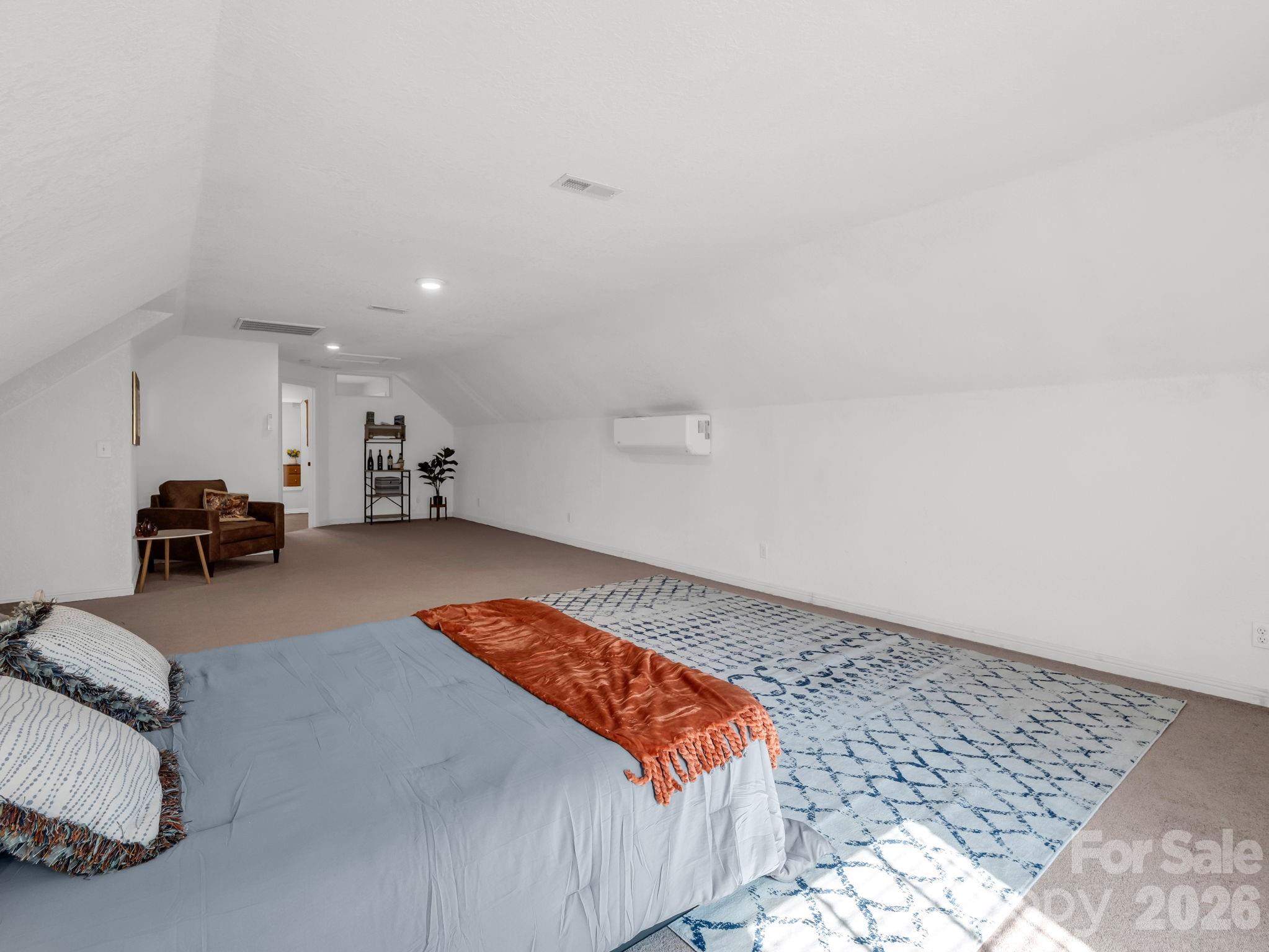 Lynnbrook - Residential