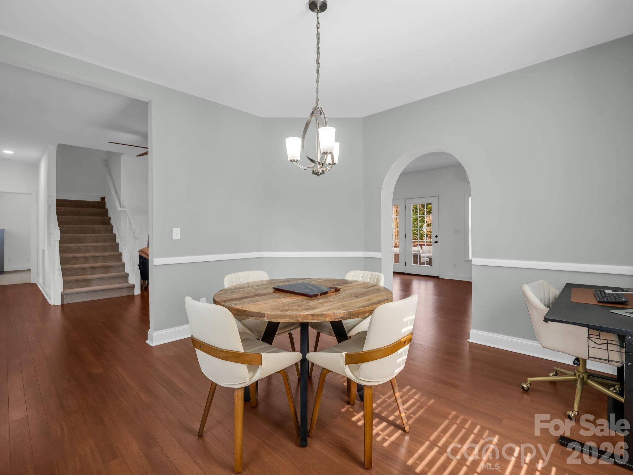 Lynnbrook - Residential