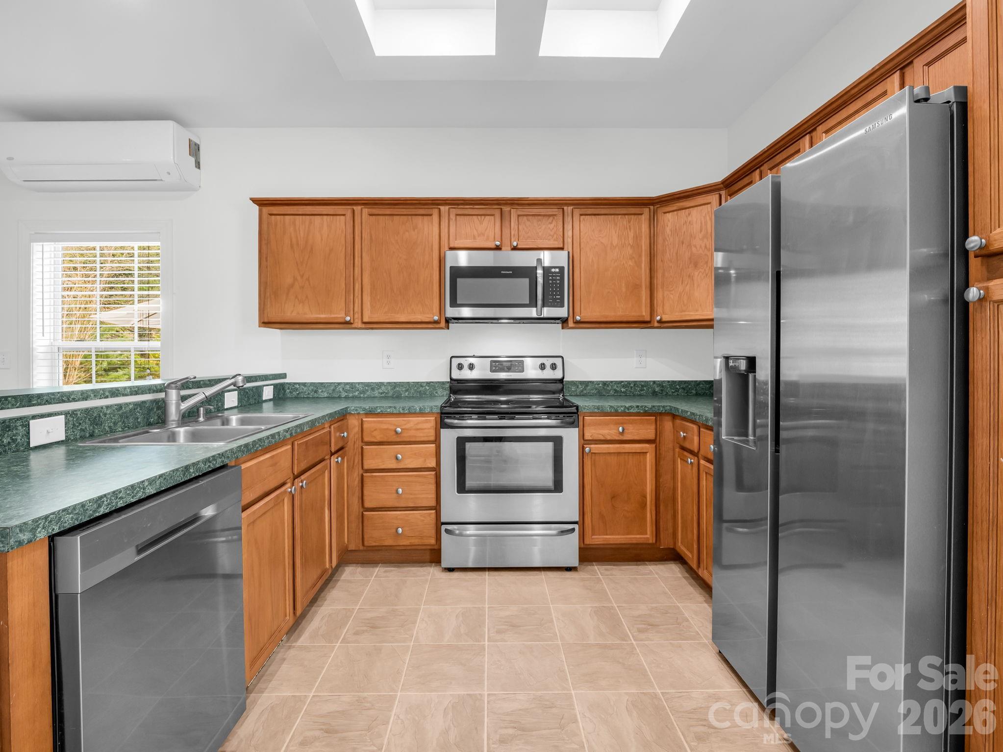 Lynnbrook - Residential