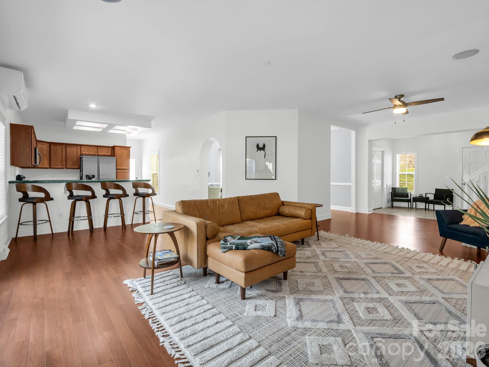 Lynnbrook - Residential