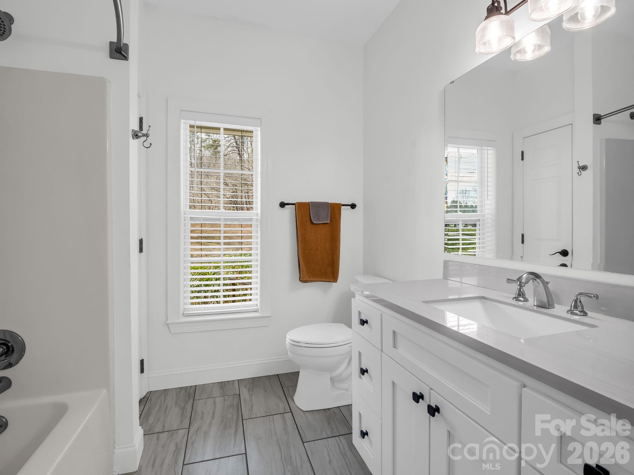 Lynnbrook - Residential