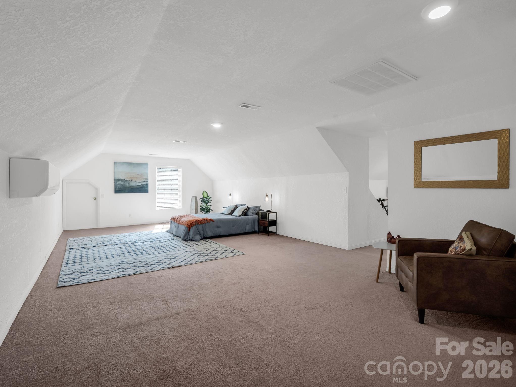 Lynnbrook - Residential