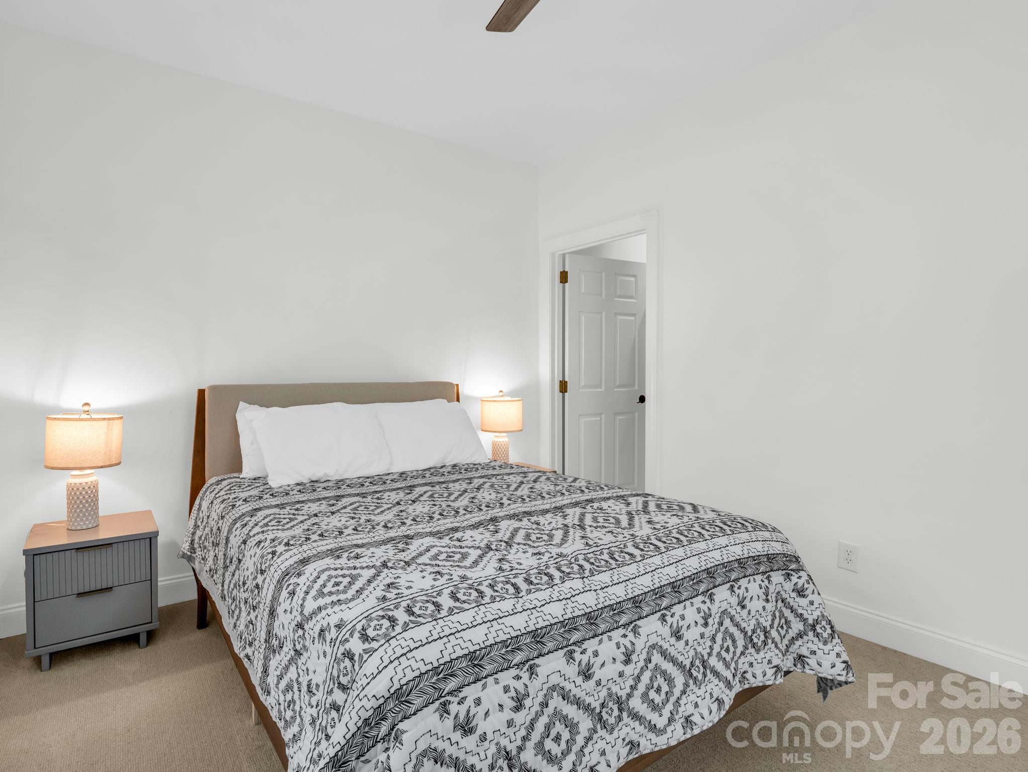 Lynnbrook - Residential