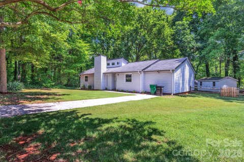 Photo of 4506 Elm Field Court, Charlotte, NC 28227 (MLS # 4400867)