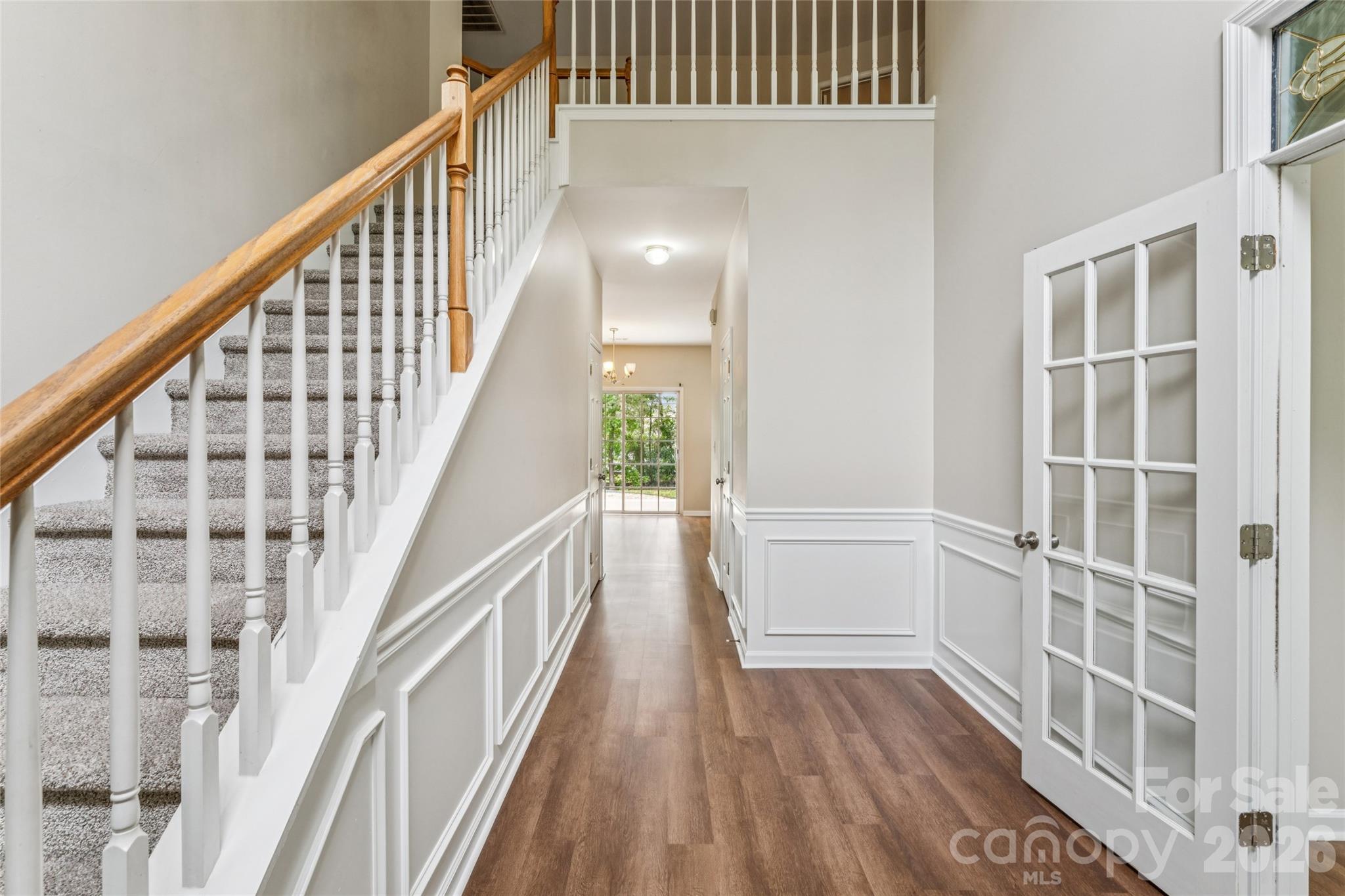 1206 E Arrow Lake Court