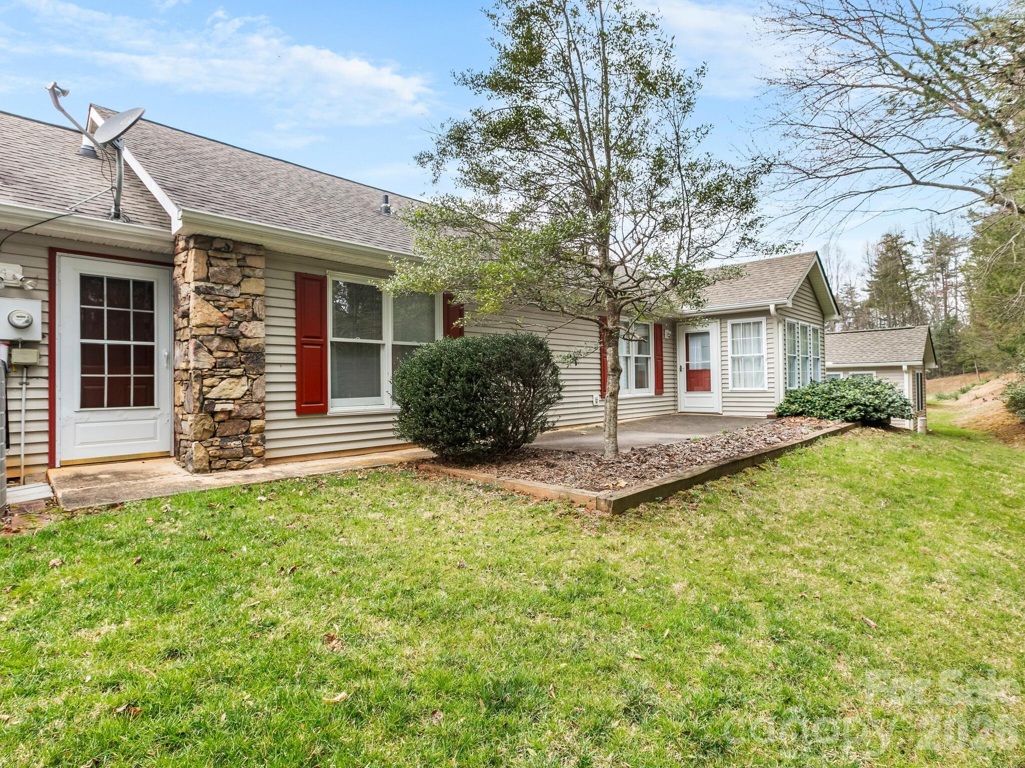 The Hills At Averys Creek - Residential