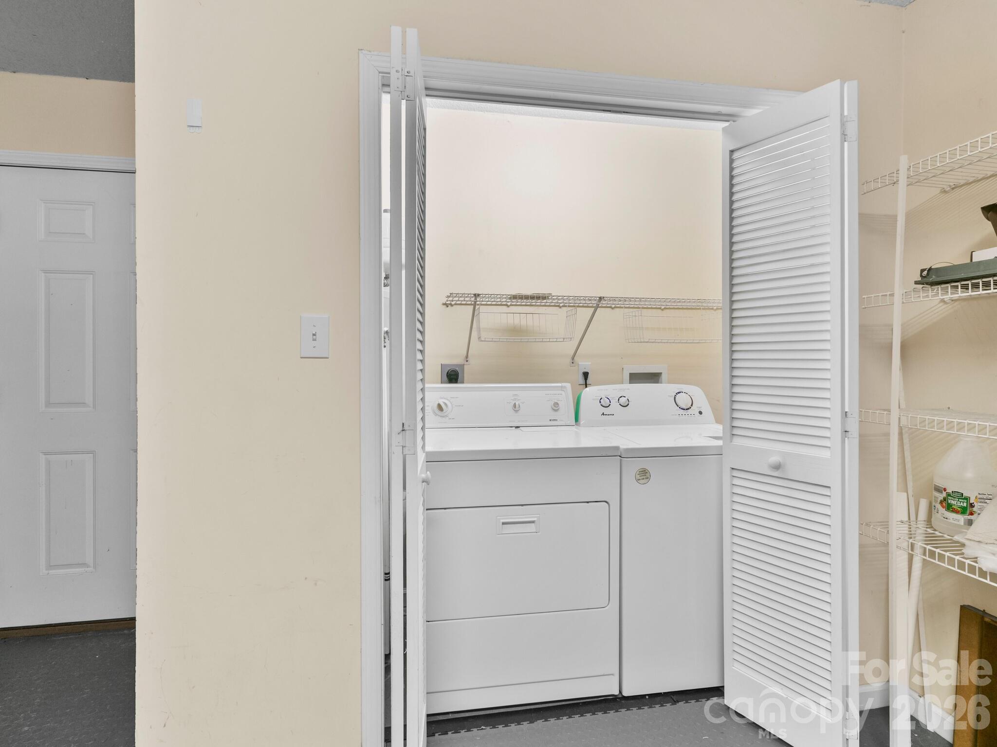 The Hills At Averys Creek - Residential