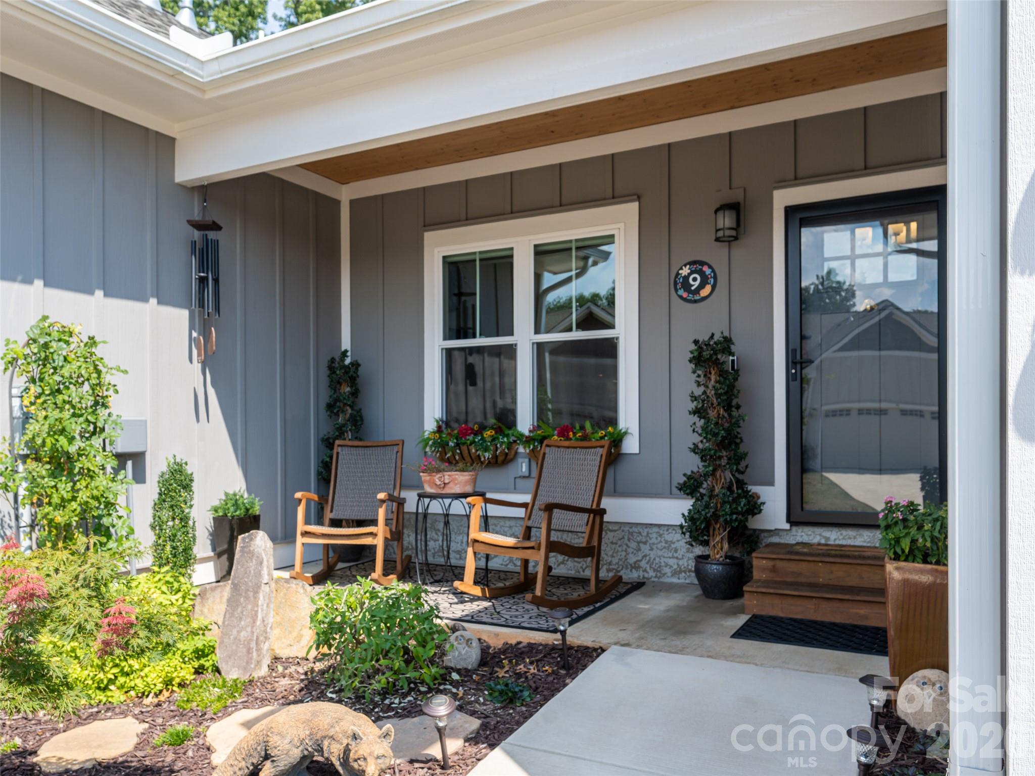9 Cozy Cottage Way
