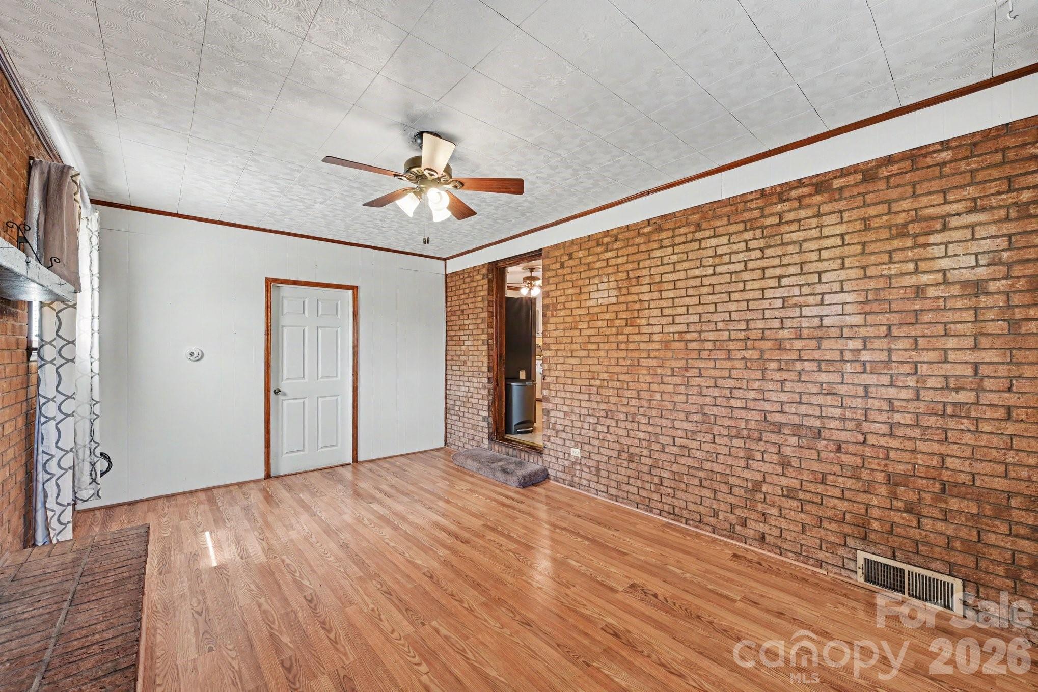 141 Howie Street