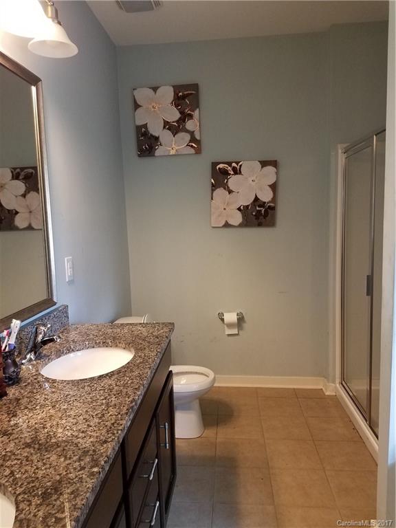 Ellis Pond - Residential