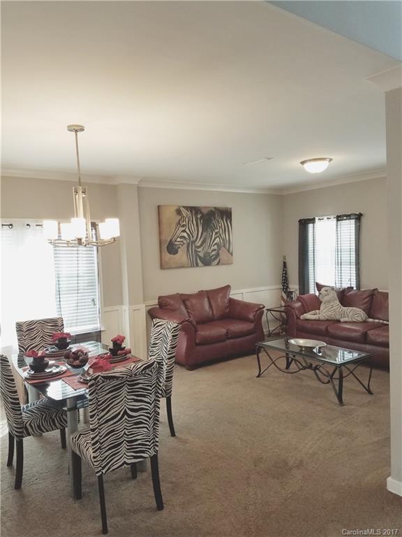 Ellis Pond - Residential