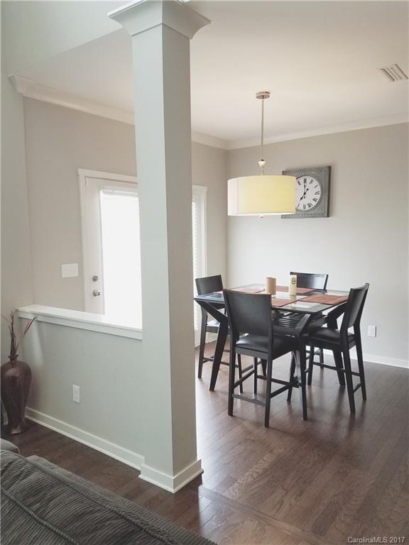 Ellis Pond - Residential