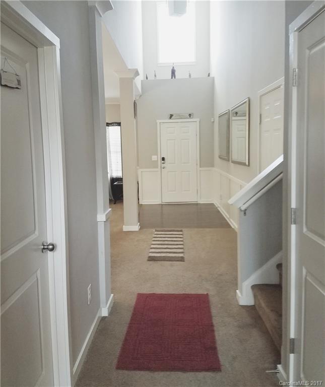 Ellis Pond - Residential