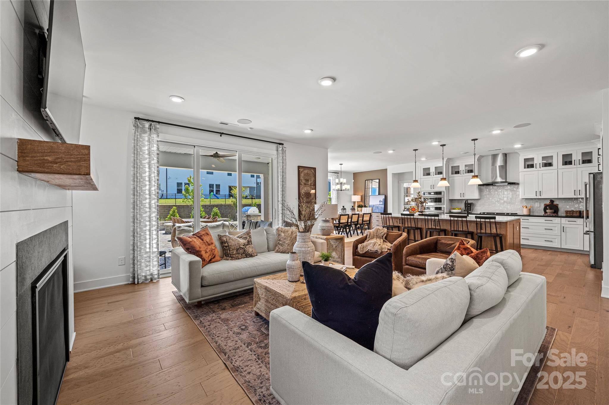 5361 Mint Harbor Way 0301