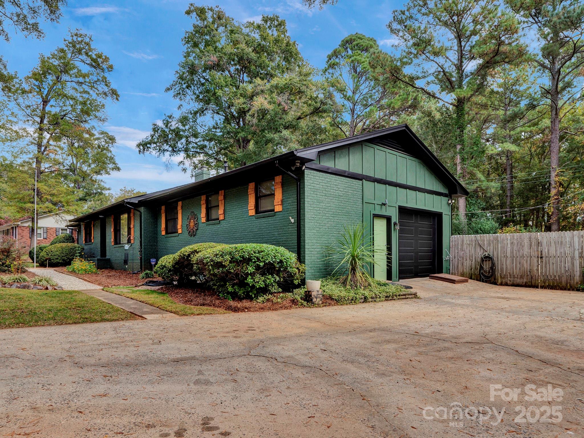 1277 Christopher Circle