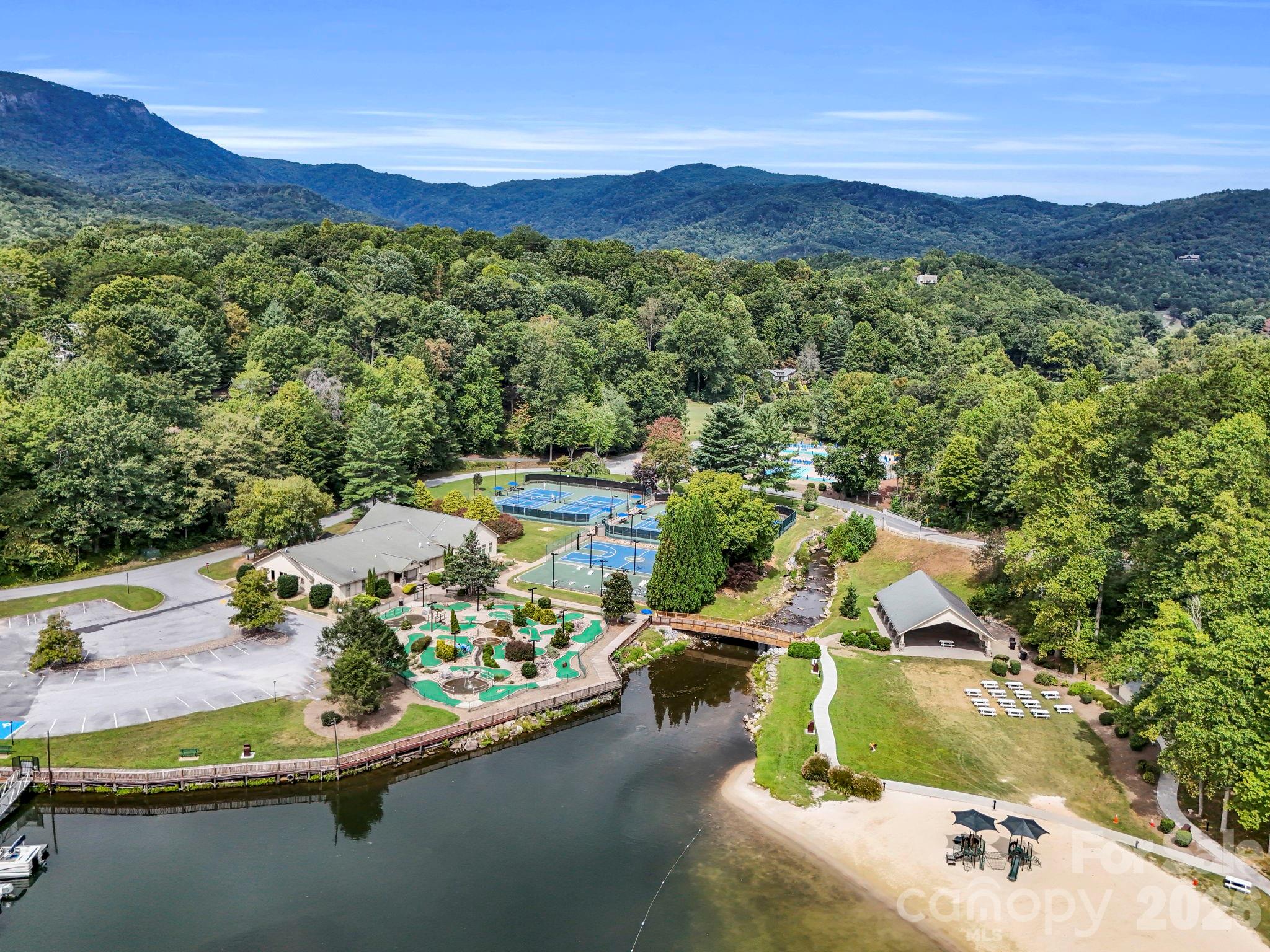 Rumbling Bald on Lake Lure - Residential