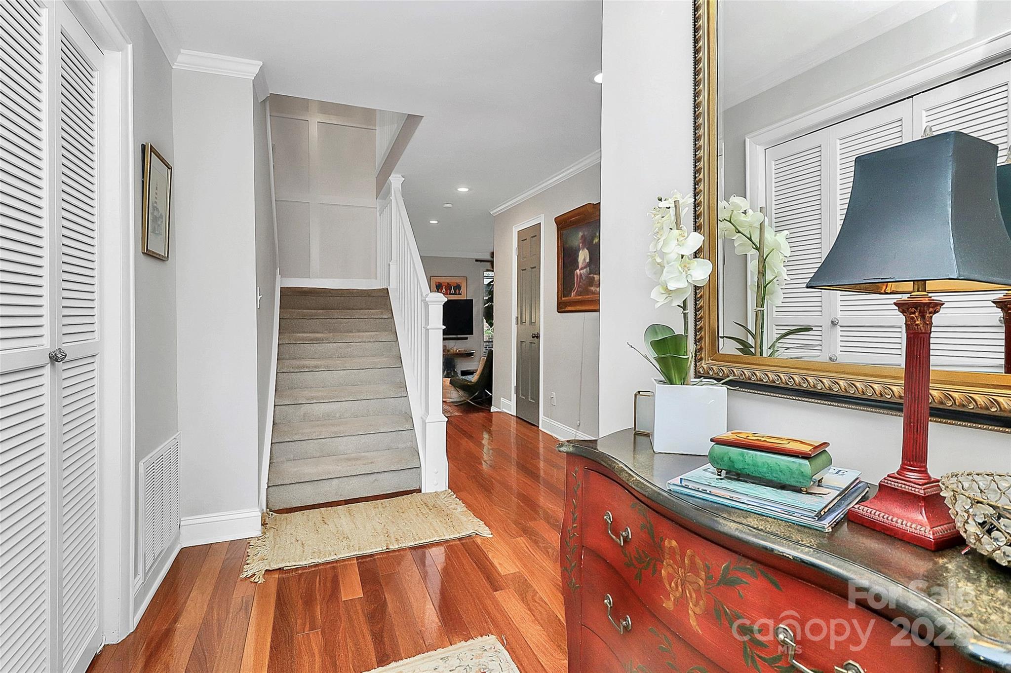 5803 Sharon Road