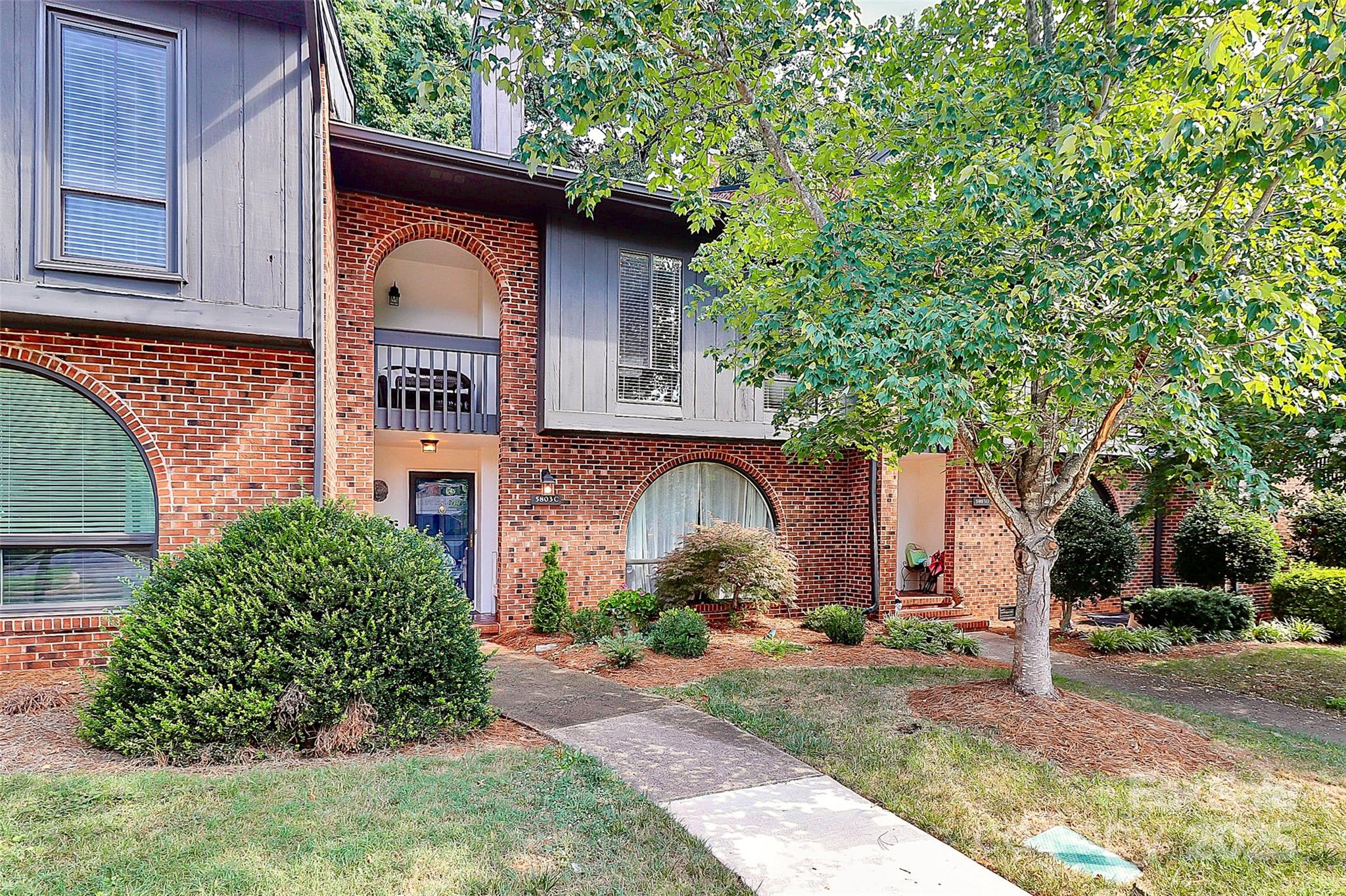 5803 Sharon Road