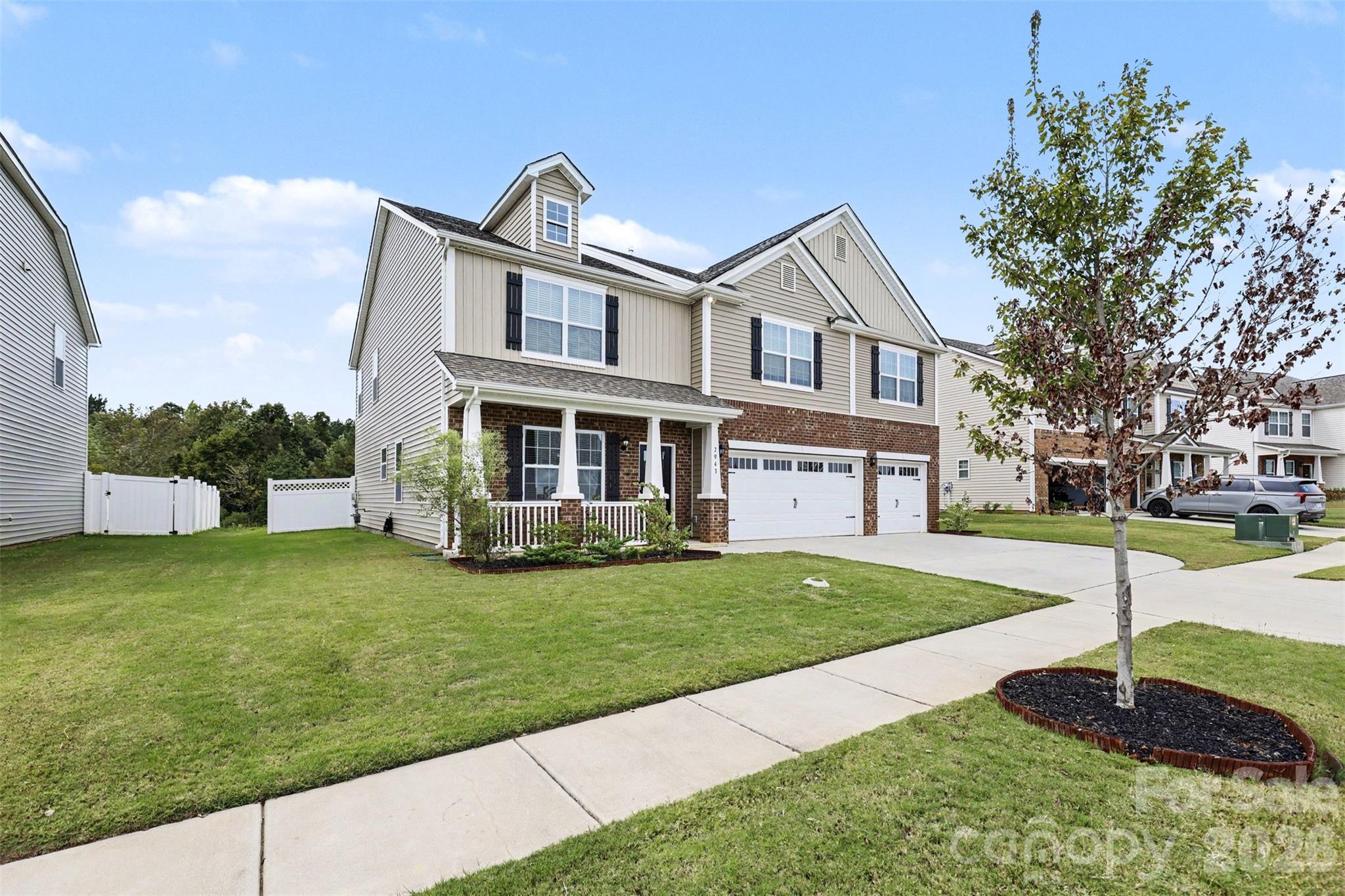 7943 Stonehouse Drive