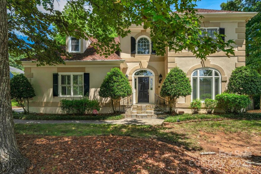 PRICED TO SELL, with TLC you could have loads of equity! (house across the street sold for $1,275,000), Residence in sought-after Riverpointe, set on a spacious lot. Main-level primary suite offers deck access, tray ceiling, custom walk-in closet, and spa-style bath with dual vanities, Jacuzzi tub, and tiled shower. Hardwood floors throughout the main level include a formal dining room with crown molding and wainscoting. Two-story great room features a striking stone gas fireplace with built-ins. Gourmet kitchen, granite, tile backsplash, farmhouse sink, double oven, gas cooktop, pantry, and breakfast bar. Sunlit breakfast area opens to an expansive deck and private fenced yard. Upstairs: new hardwoods, 3 bedrooms, Jack & Jill bath, plus full bath. Hard coat stucco exterior adds timeless elegance.  Enjoy Lake Wylie access, pool, clubhouse, tennis, and optional boat dock/storage. Convenient to Charlotte and McDowell Nature Preserve.