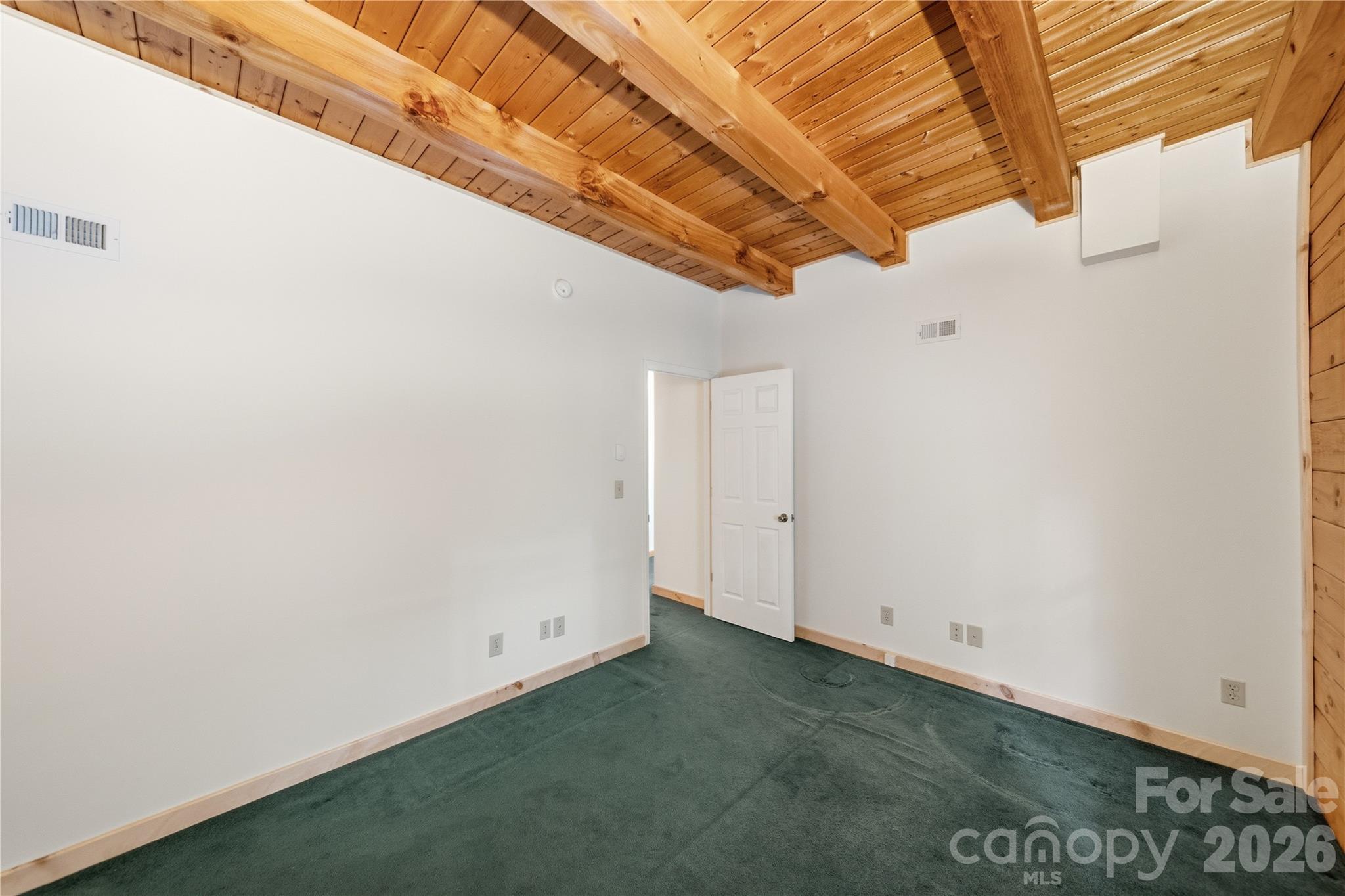 Mountain Oak - Residential