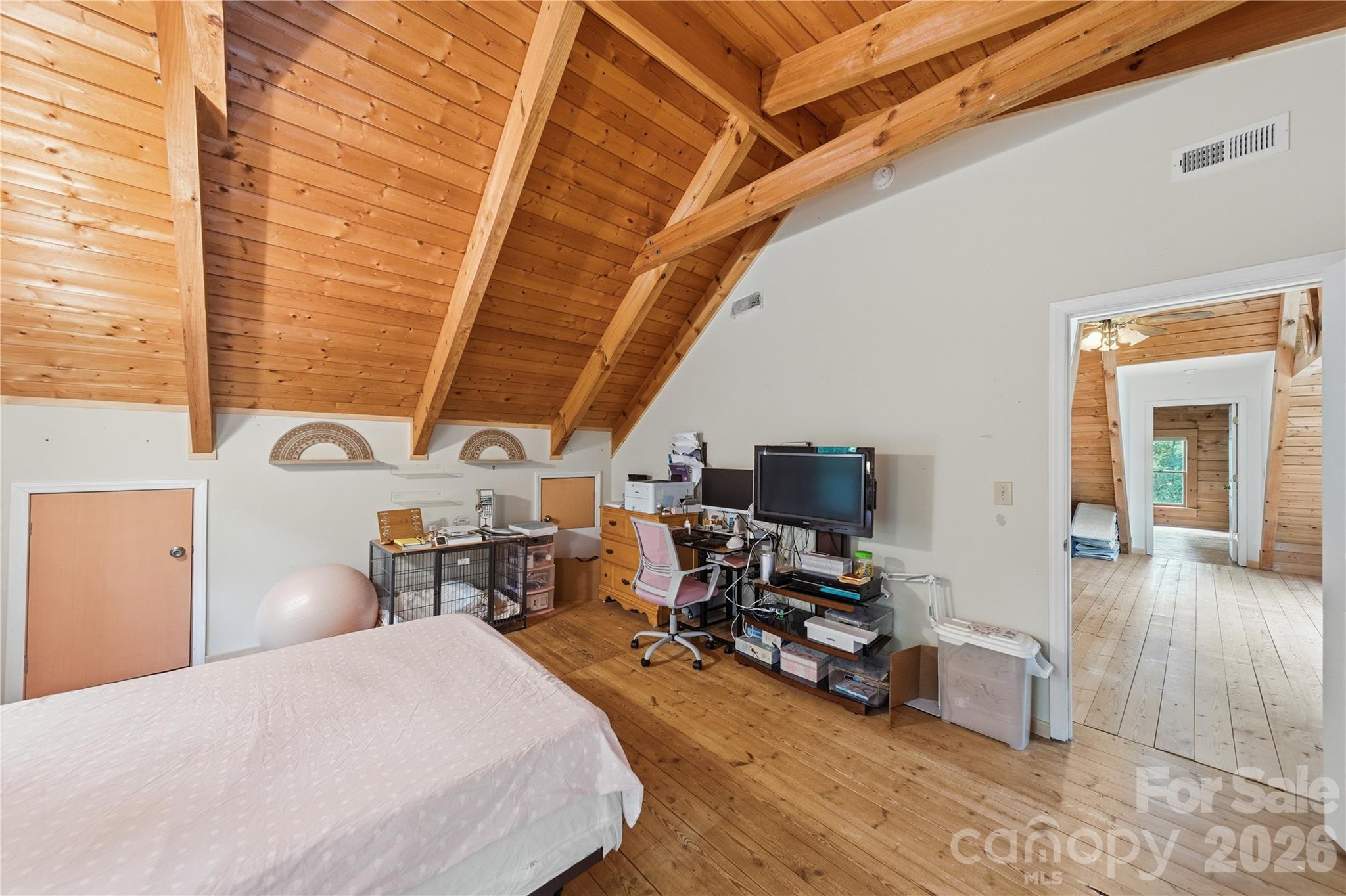 Mountain Oak - Residential