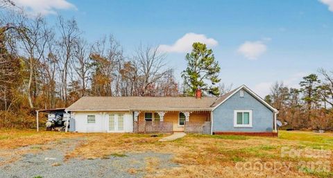 Photo of 306 O C Pine Drive, Salisbury, NC 28146 (MLS # 4400557)