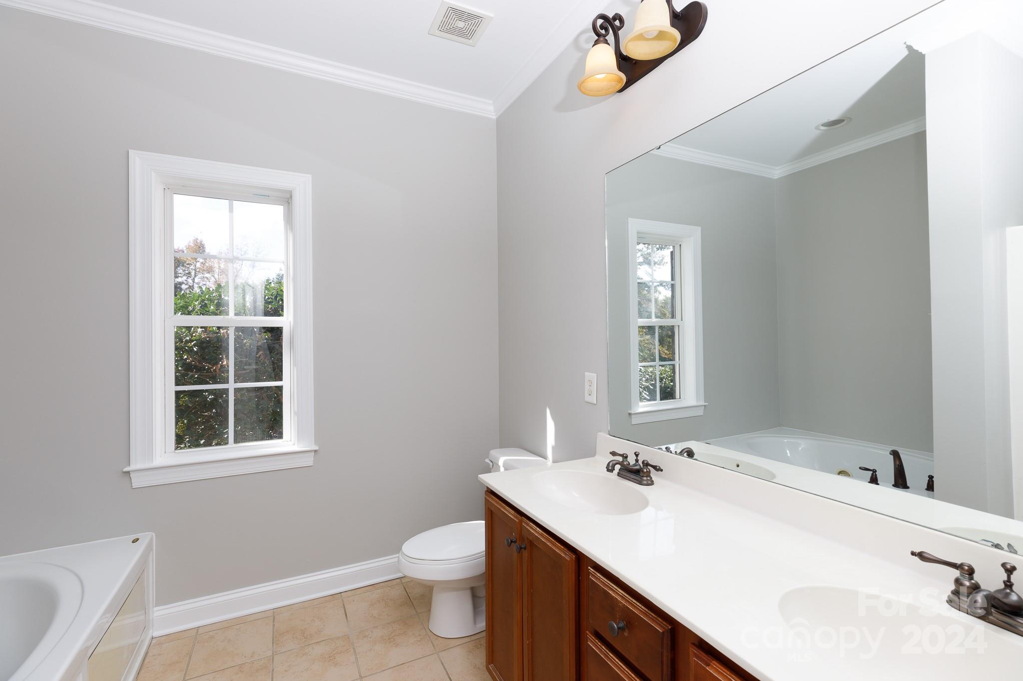 Ole Eastpointe - Residential