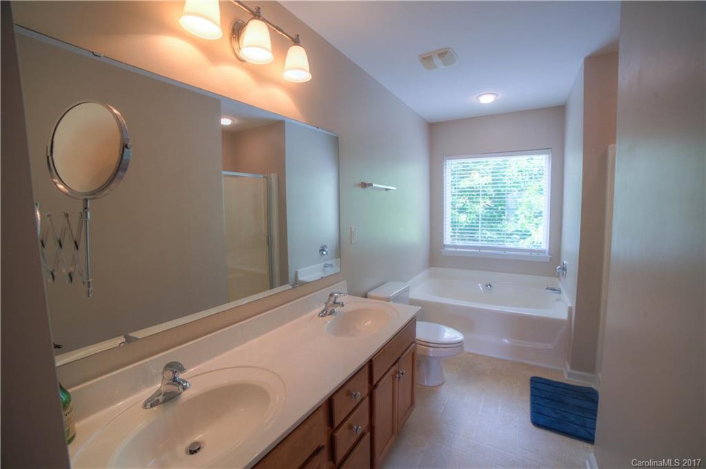 Sandy Pointe - Residential